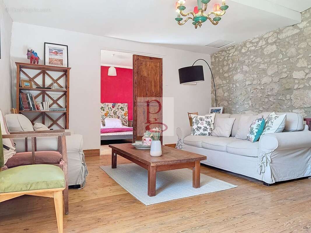 photo761c41ec45bdb41924819e28b278f3c2 - Maison à FLEURANCE