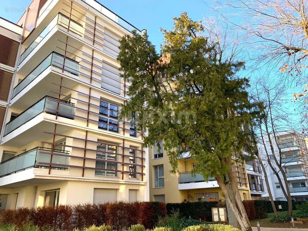 Appartement à LYON-8E