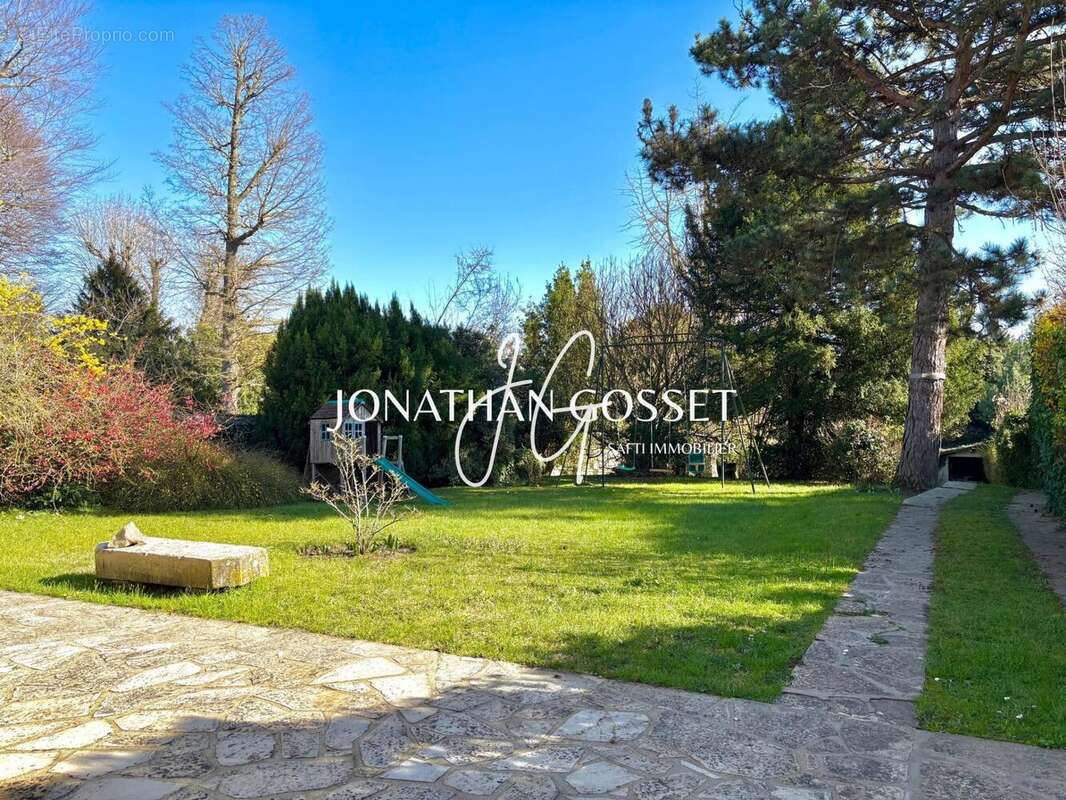 Photo 2 - Maison à VERNEUIL-SUR-SEINE