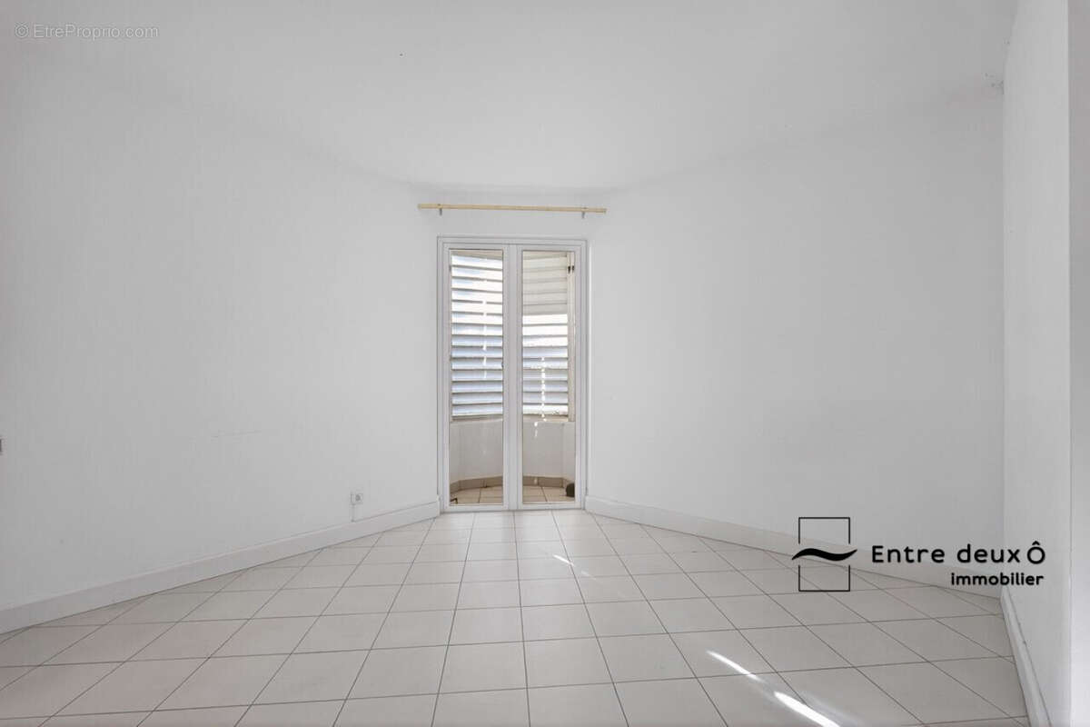 Appartement 151 m² à Schoelcher  - photo 7