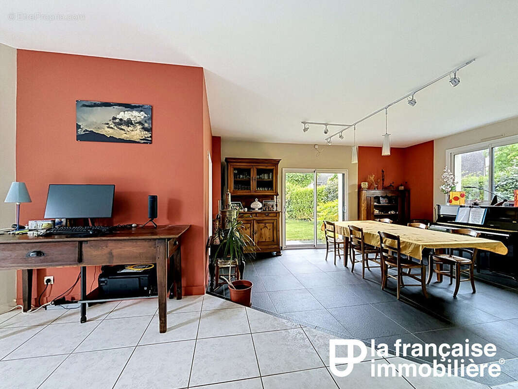 A vendre - mordelles - maison d'architecte 189 m² habitables - photo 11