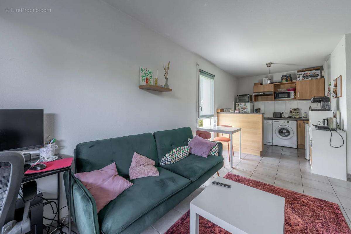 Appartement à AMBARES-ET-LAGRAVE