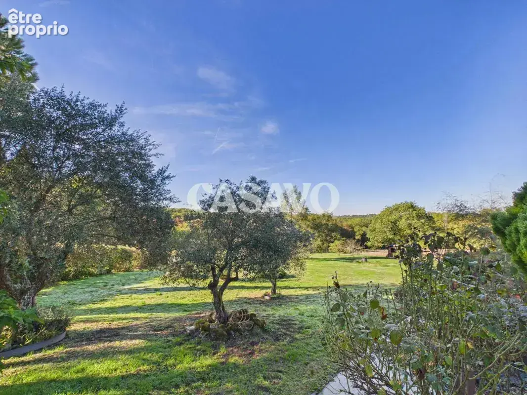 Vente Maison 5 pièces de 203m² - 33670 Le Pout - photo 17