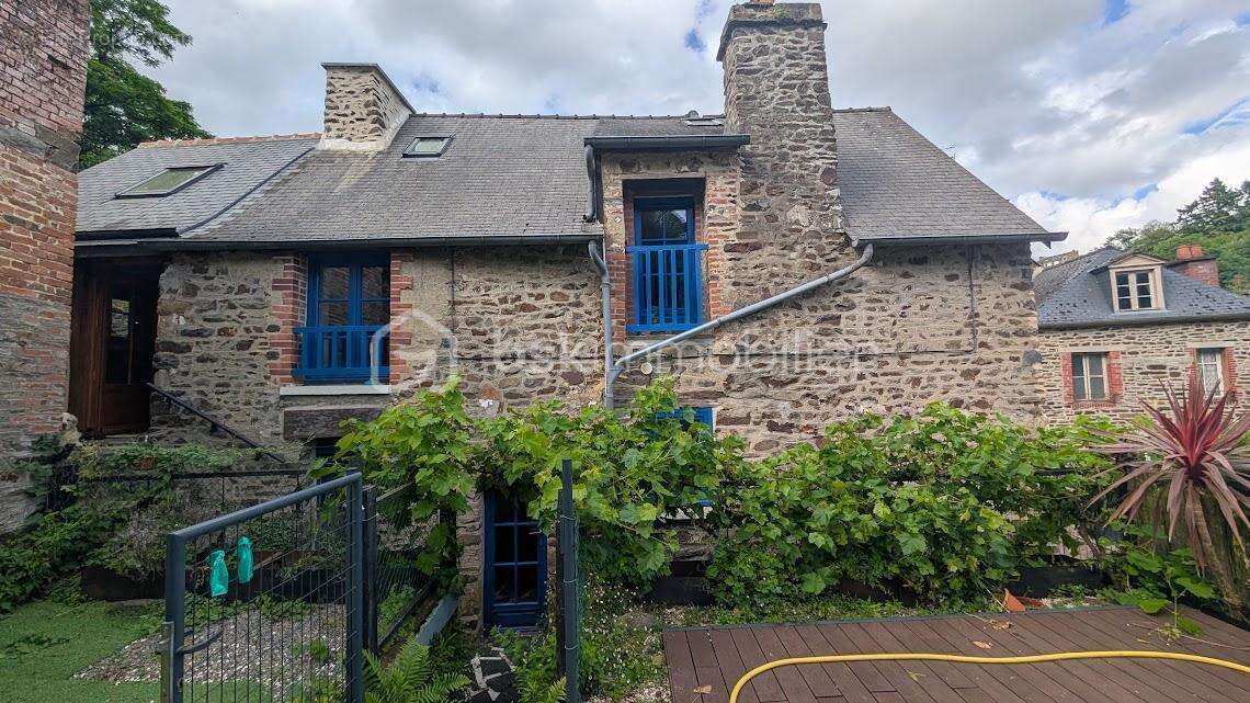 Maison à FOUGERES