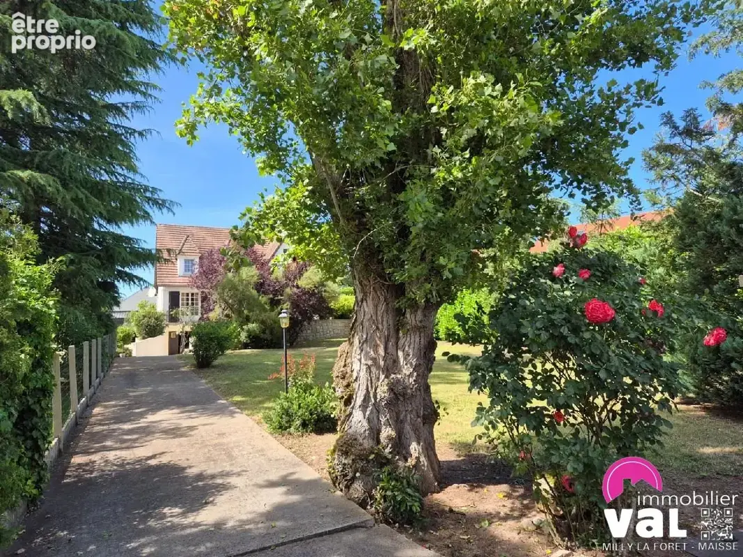 Photo Maison à Milly-La-Foret au prix de 343 200€