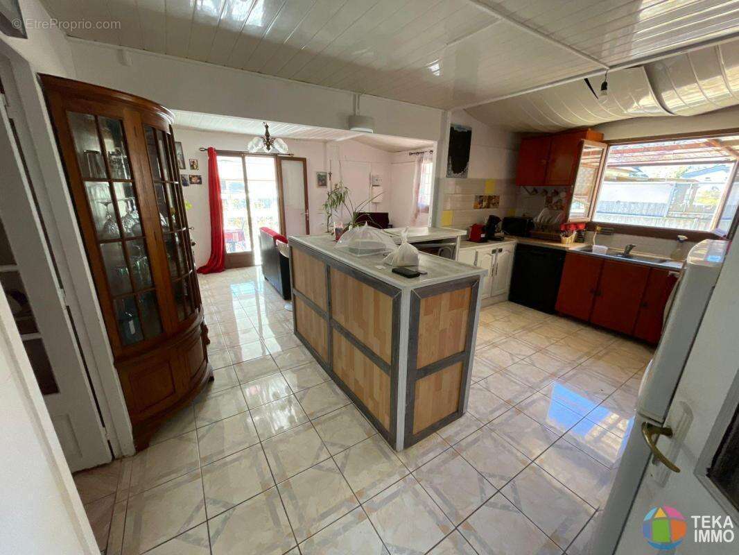 FABIEN TEKA IMMO vous propose une maison F6 à la vente à proximité du village de la Plaine des Palmistes - photo 11
