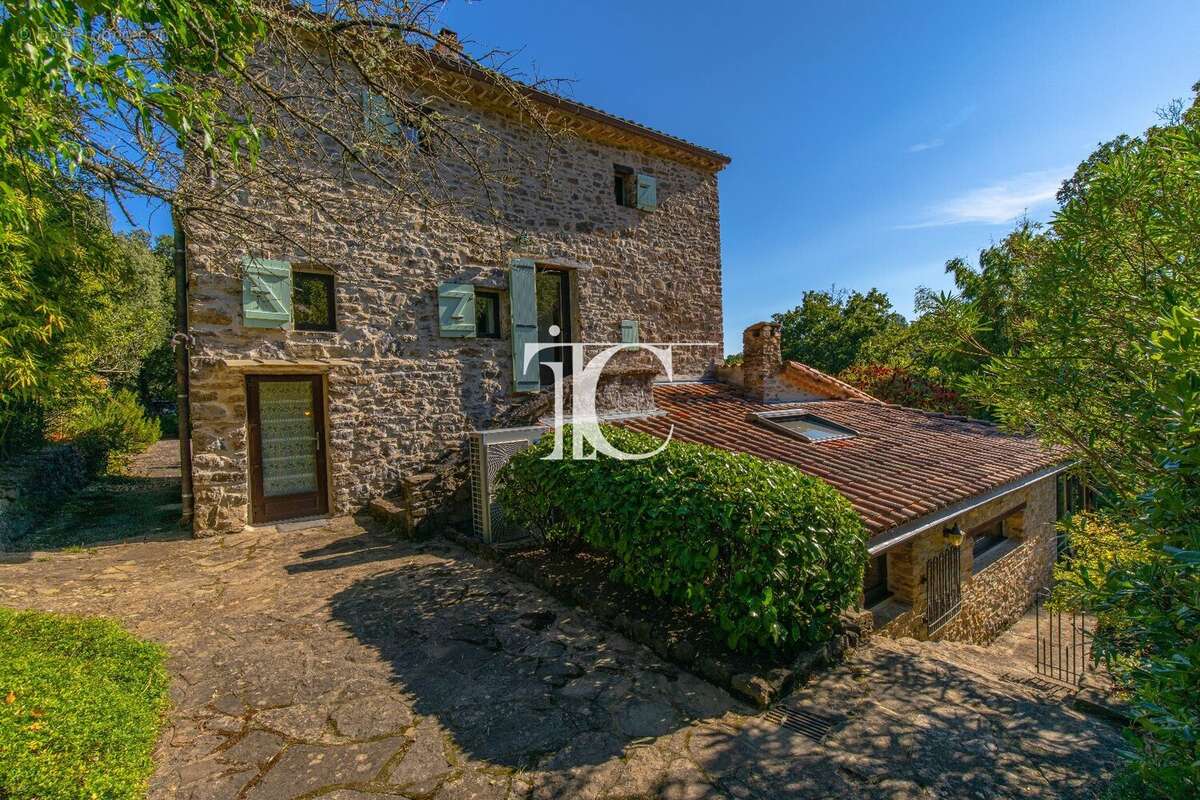 Maison à SAINT-AMBROIX