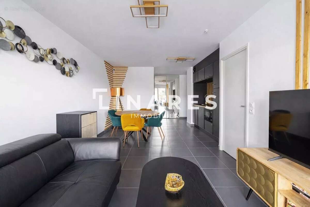 Appartement à MARSEILLE-8E