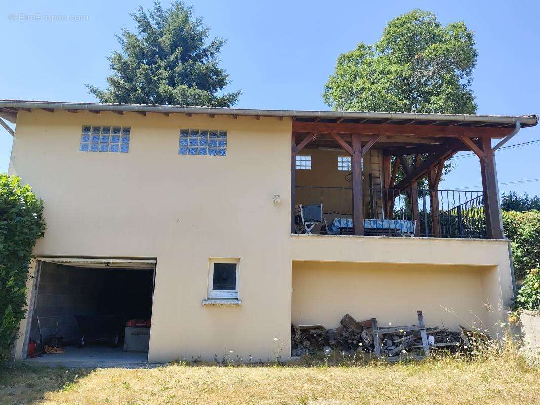 Maison 186 m² à Saint-Amand-Jartoudeix  - photo 7