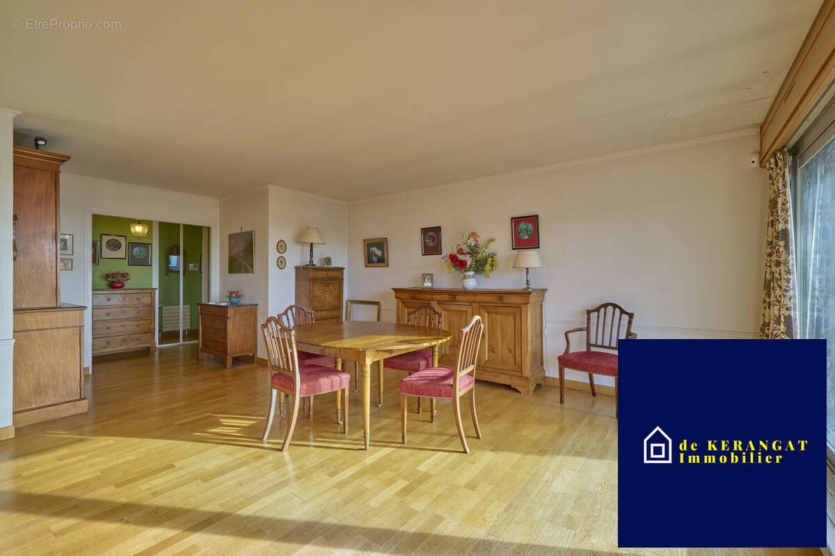 Appartement à LE PLESSIS-ROBINSON