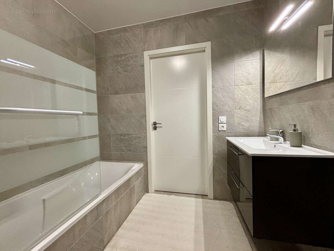 Appartement à CHATEL