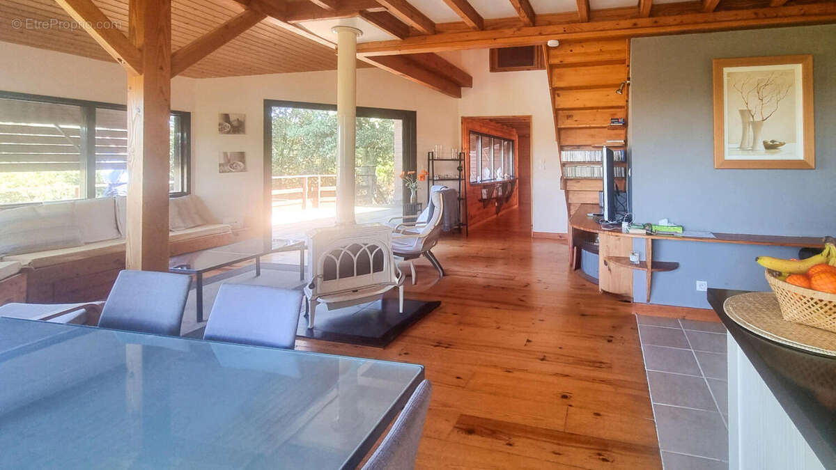 20250831_123653 - Maison à VILLARZEL-DU-RAZES