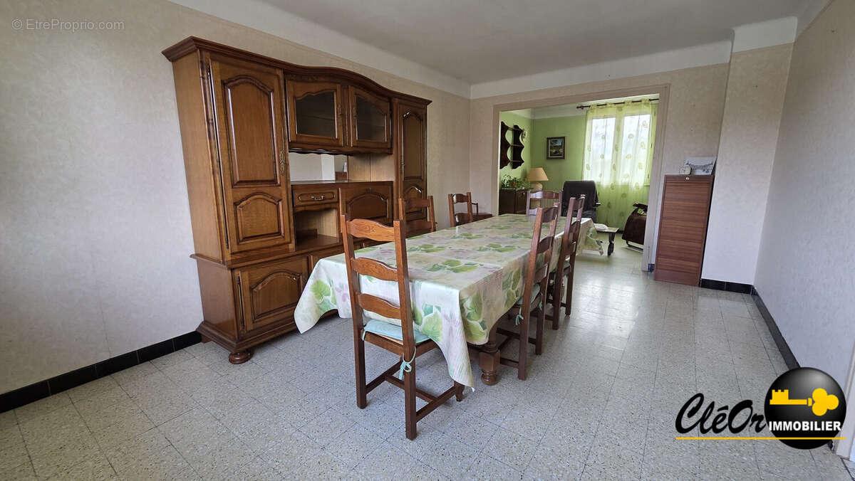 Maison à PIERRE-DE-BRESSE