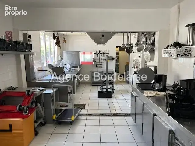 Autre à PESSAC