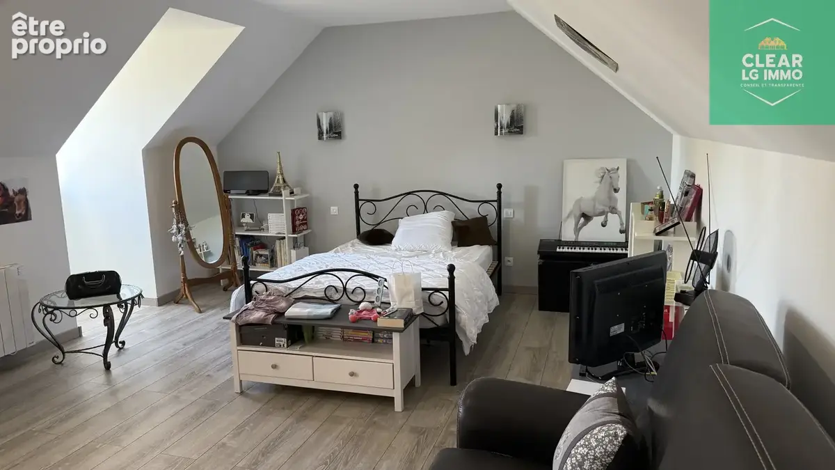 Maison familiale 171 m2 sur terrain 1534 m2 - photo 4