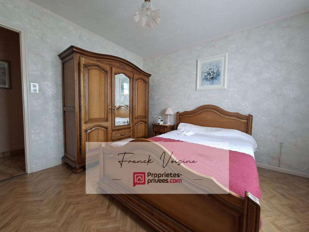 A VENDRE à Saint Paul en Pareds, maison de 137 m2 avec 2 chambres et 1 studio en sous-sol sur une parcelle de 848 m2 env - photo 8