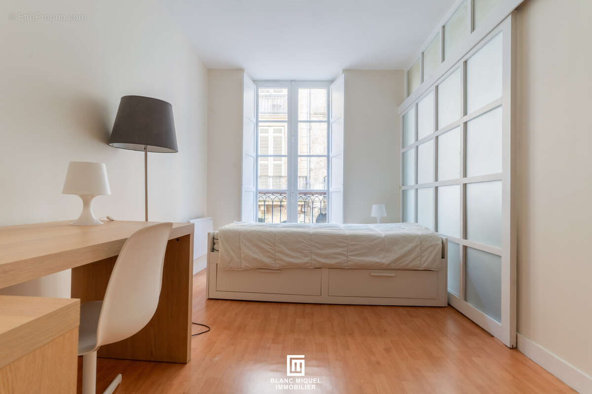 Appartement à BORDEAUX