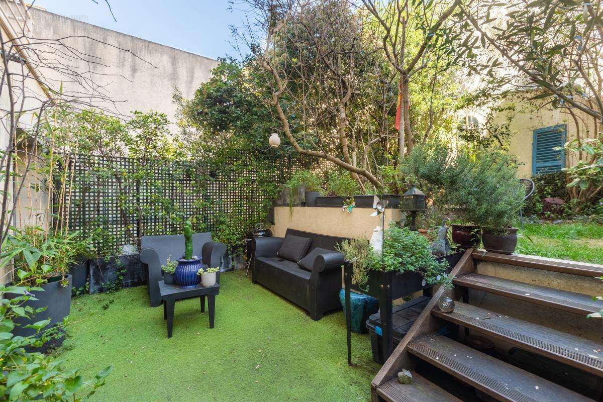 Appartement à LEVALLOIS-PERRET