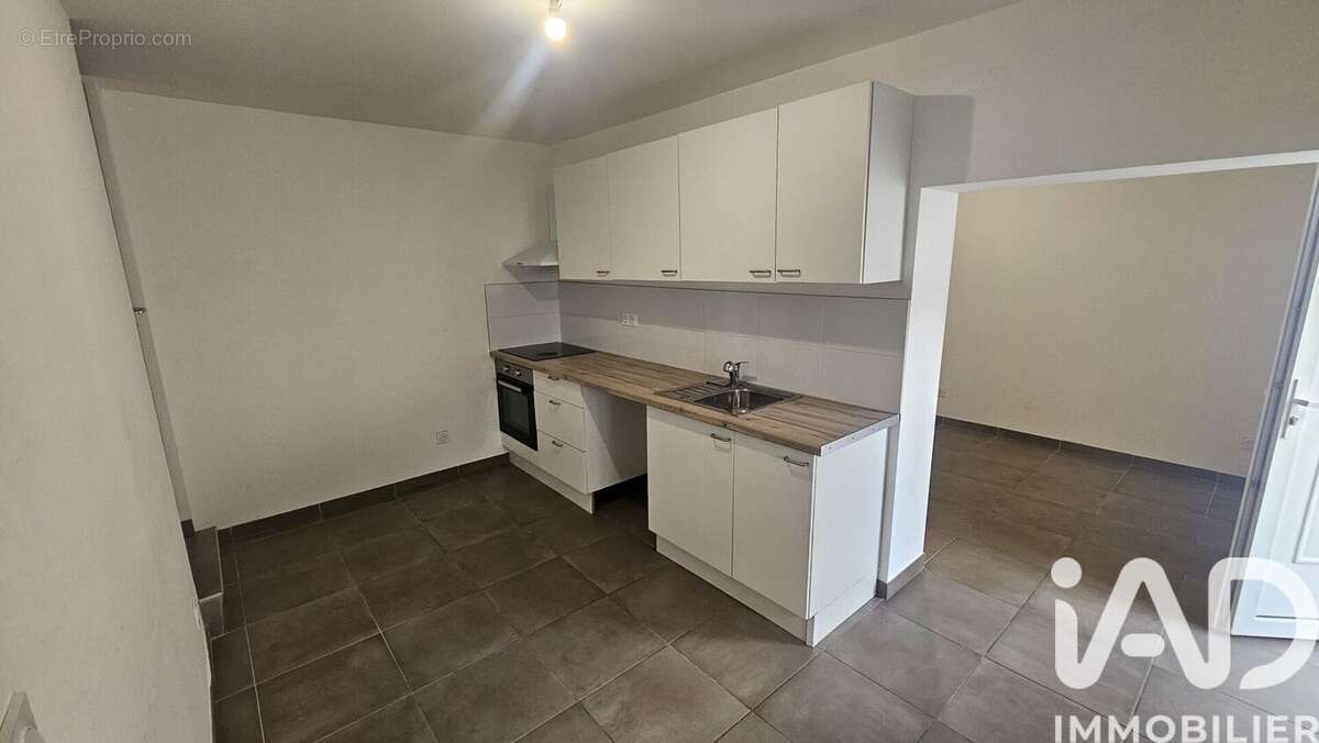 Photo 2 - Appartement à NIMES