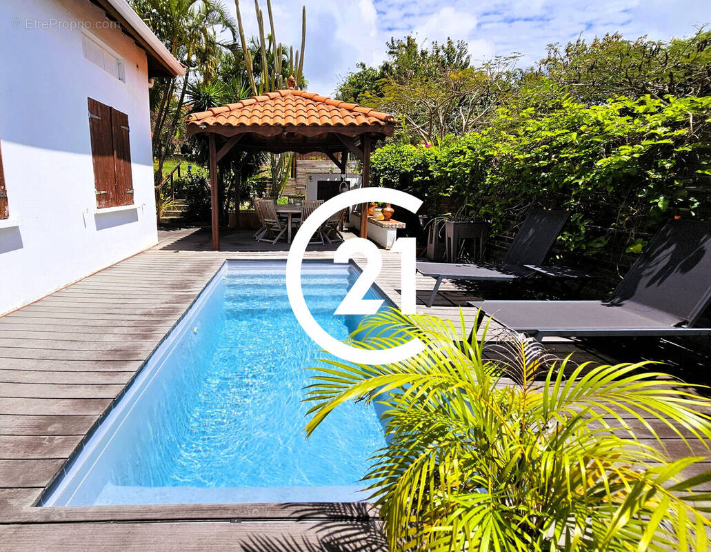 Maison à SAINTE-ANNE