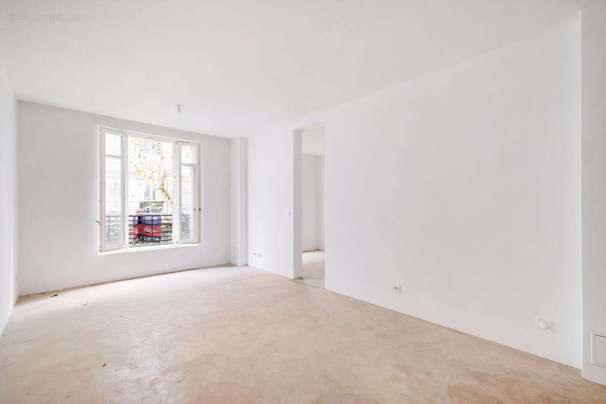 Appartement à PARIS-18E
