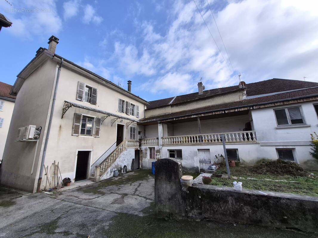 Appartement à BELLEY