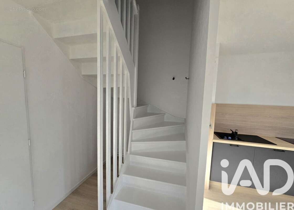 Photo 7 - Appartement à LA CHAPELLE-SAINT-LUC