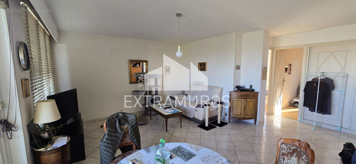 Appartement à LA MULATIERE