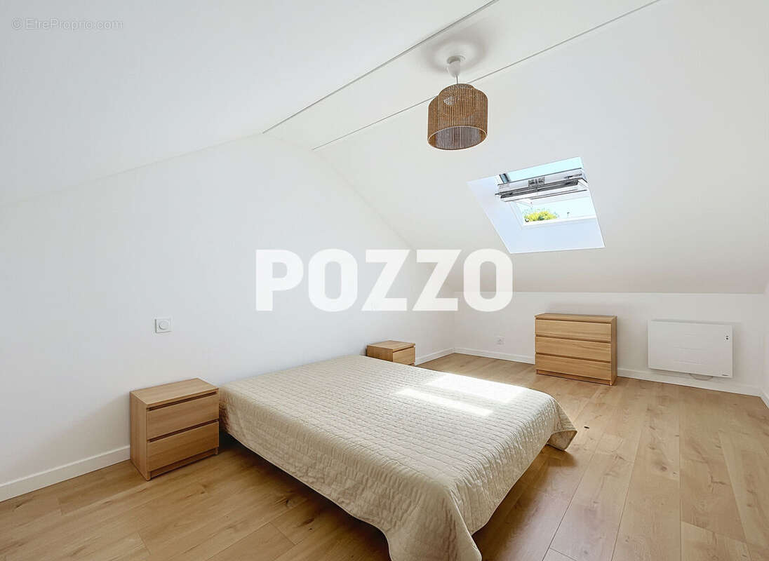 Vente : maison 6 pièces (115 m²) à SAINT PIERRE LANGERS (50530) - photo 11