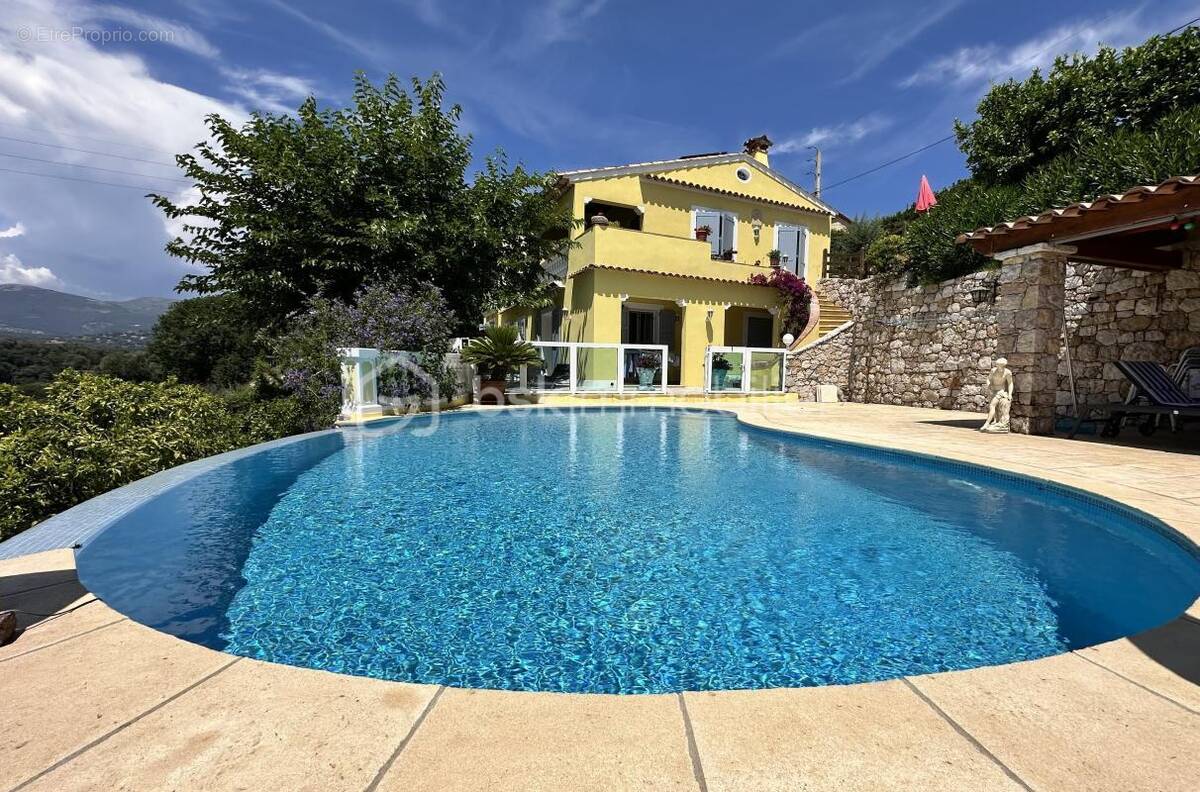 Maison à CAGNES-SUR-MER
