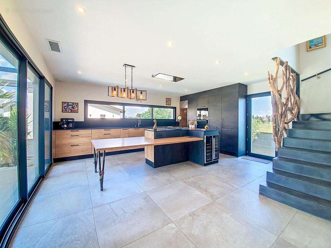 Maison à VILLELONGUE-DE-LA-SALANQUE