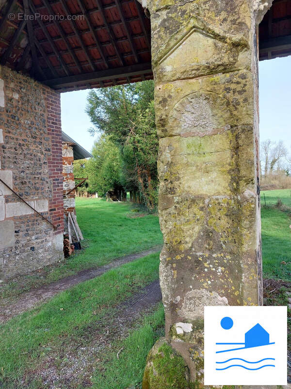 Maison à PIERREFIQUES