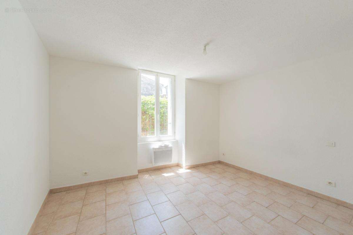 Clermont-l’hérault (34800) – appartement 3 pièces – 2 chambres – séjour 25m² – exposition ouest – dpe b - photo 7