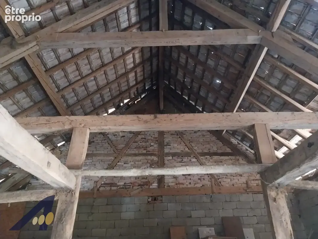 A renover - corps de ferme - 16 ares de terrain - photo 13