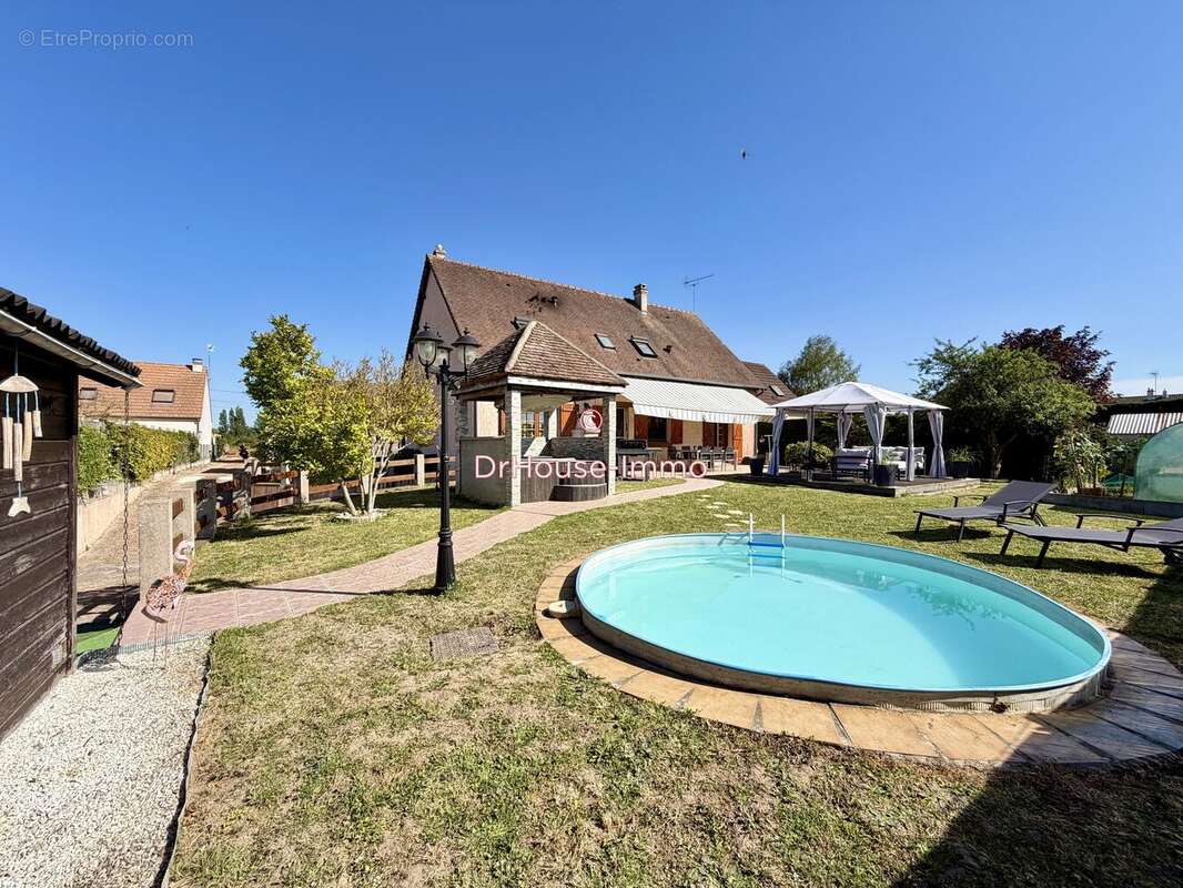 Maison 7 pièces 119 m² à vendre à Villemandeur (45700) - photo 12