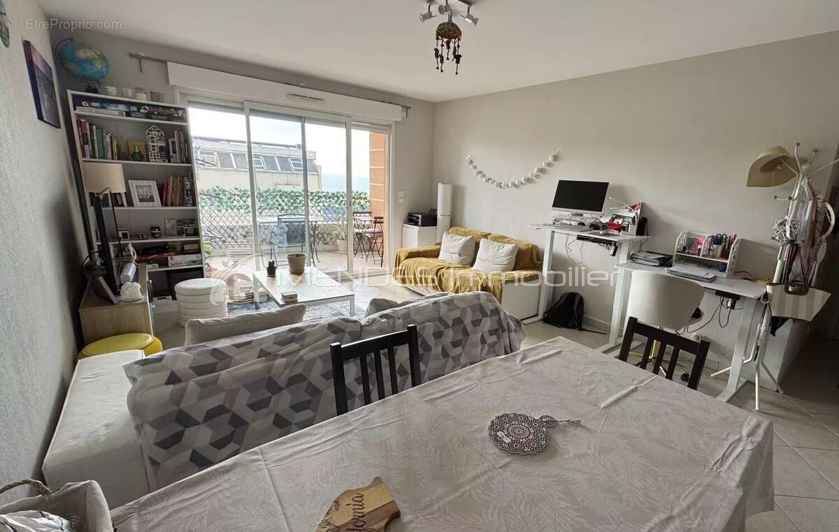 Appartement à BEAUSOLEIL