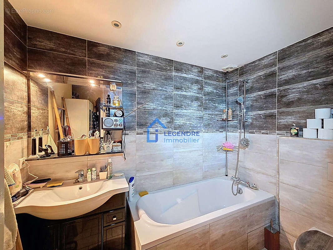 Maison à PIERRELAYE