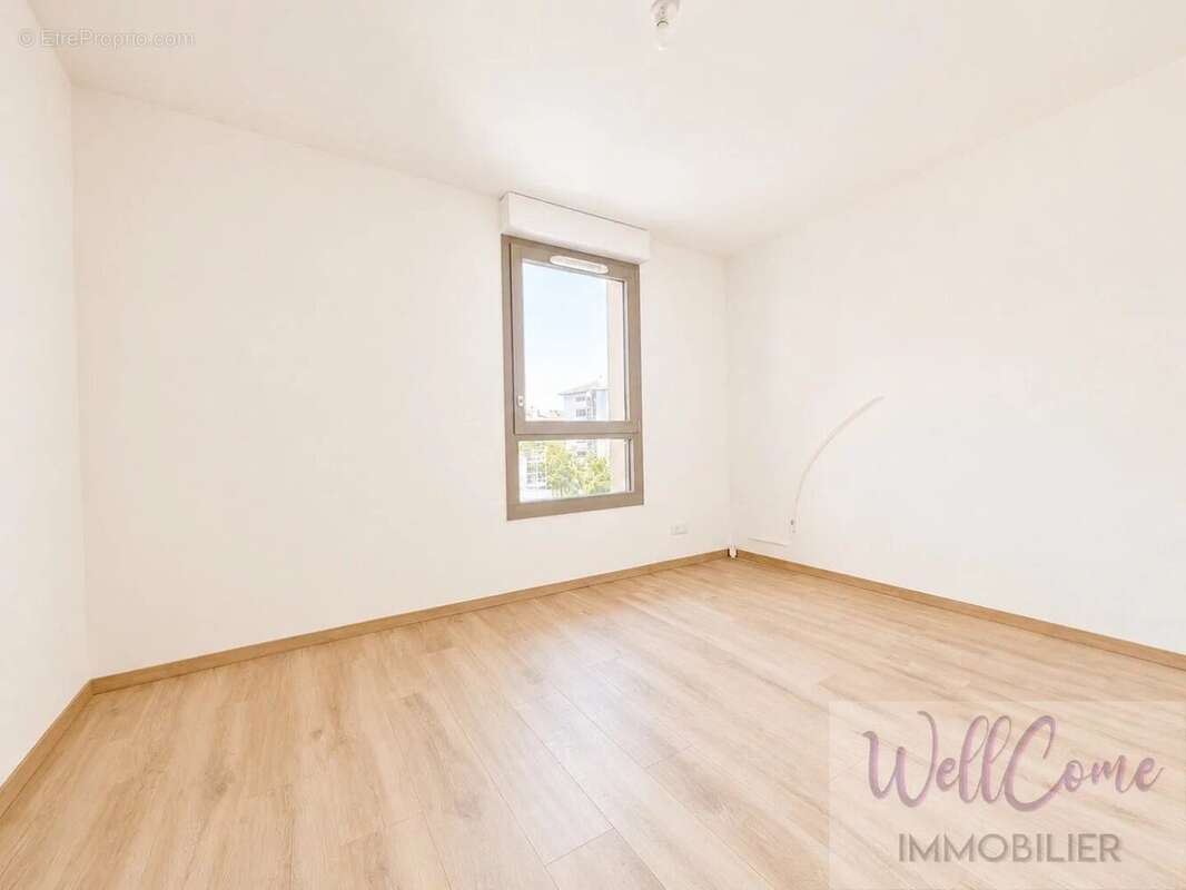 VEFA - Appartemnet T5 de 112m² en Attique (3/3) SUD ( 2 Box inclus) à Annecy ! - photo 7