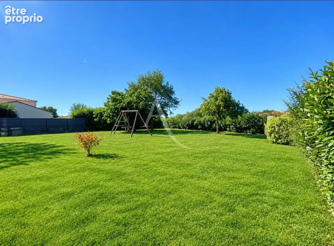 Photo Terrain à Saint-Philbert-De-Grand-Lieu au prix de 133 500€