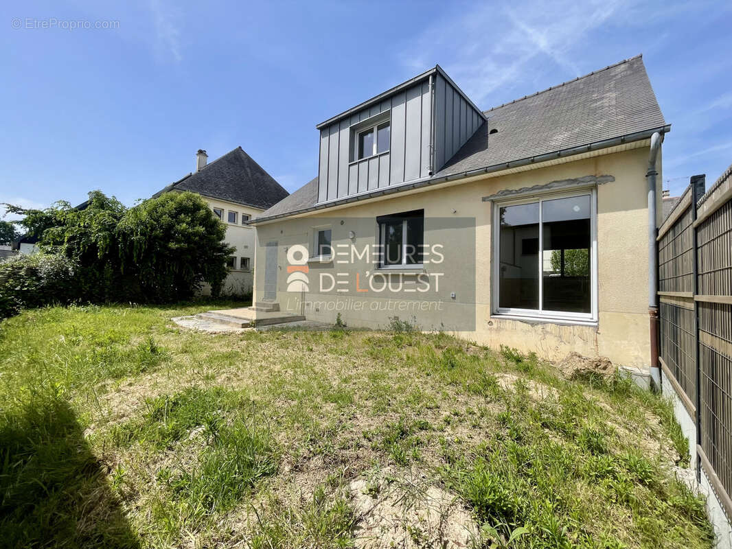 Maison à LA MEZIERE