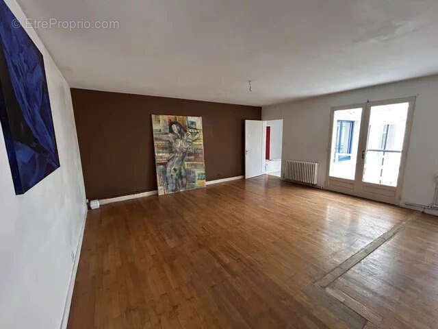 Appartement à FONTENAY-LE-COMTE