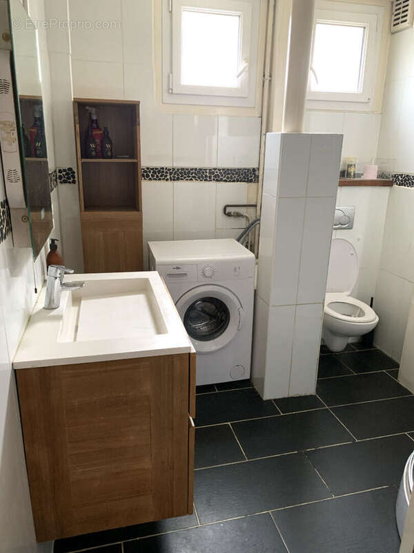 Appartement à LES PAVILLONS-SOUS-BOIS