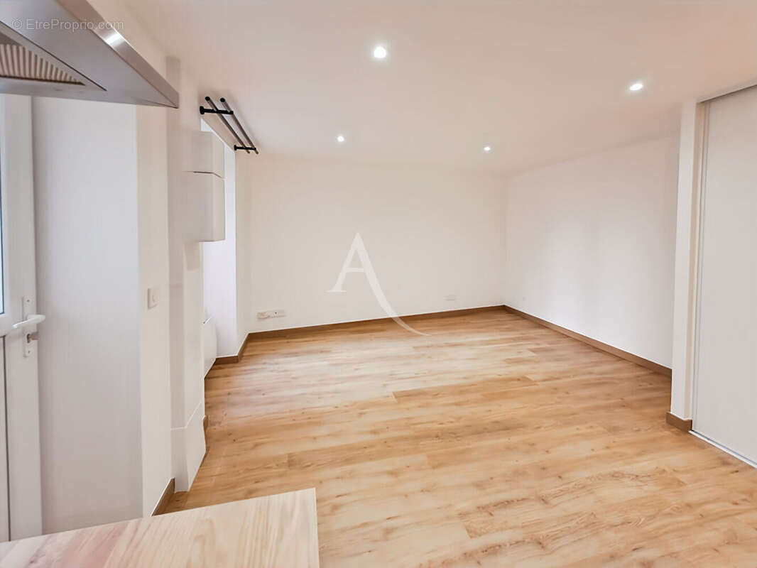 Appartement à ARPAJON