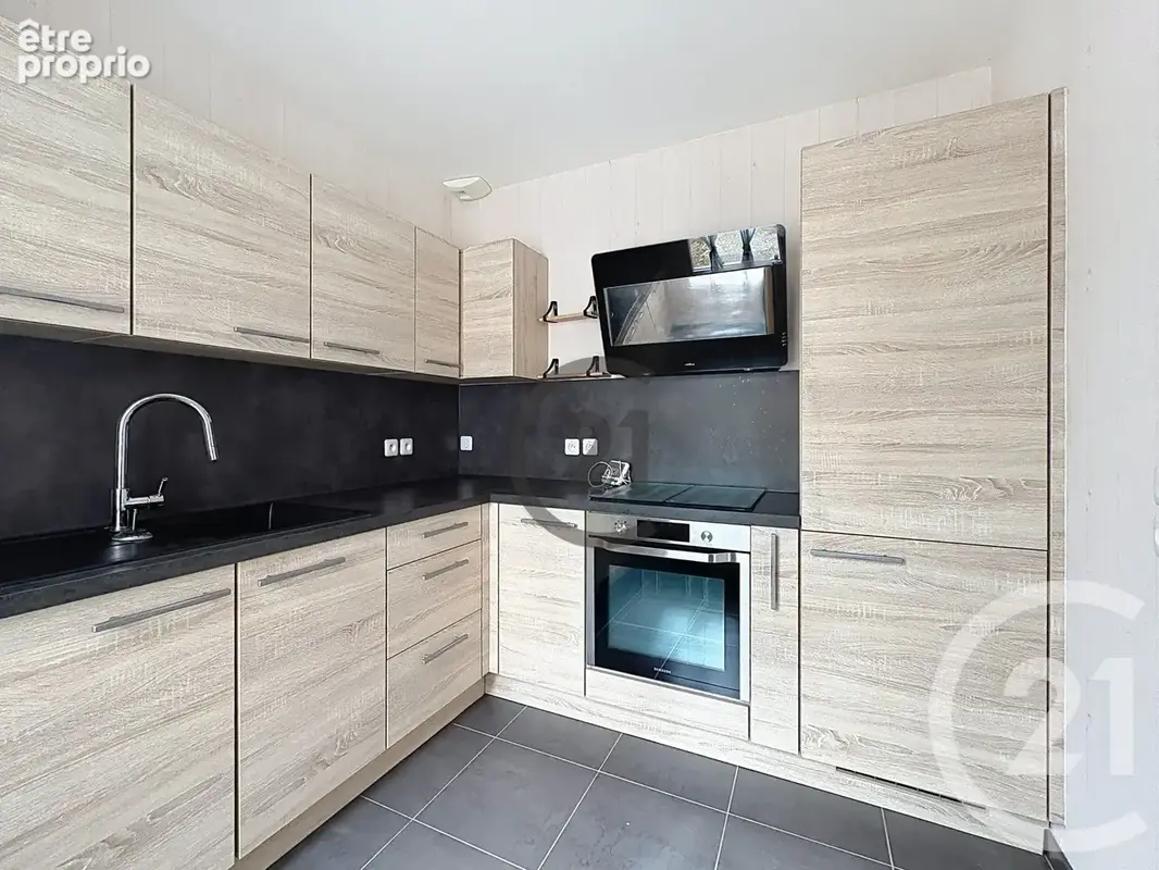 Maison 69 m² à Evry-Gregy-Sur-Yerre  - photo 3