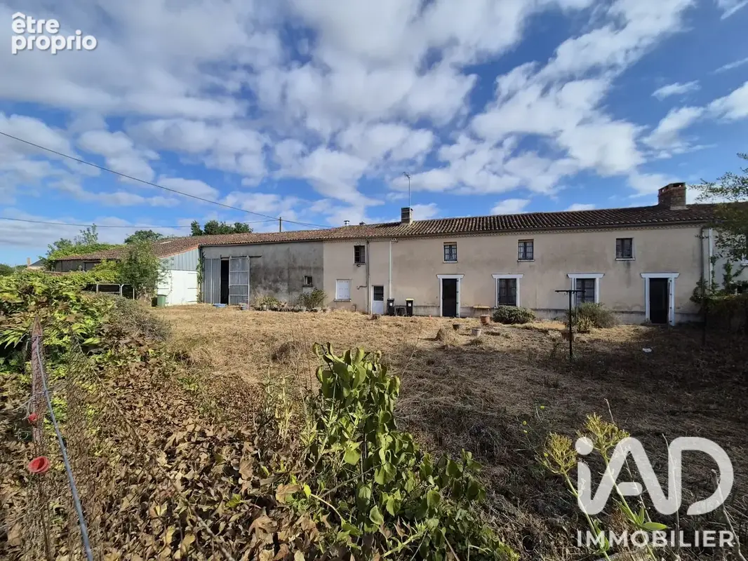 Photo 1 - Maison à CERSAY