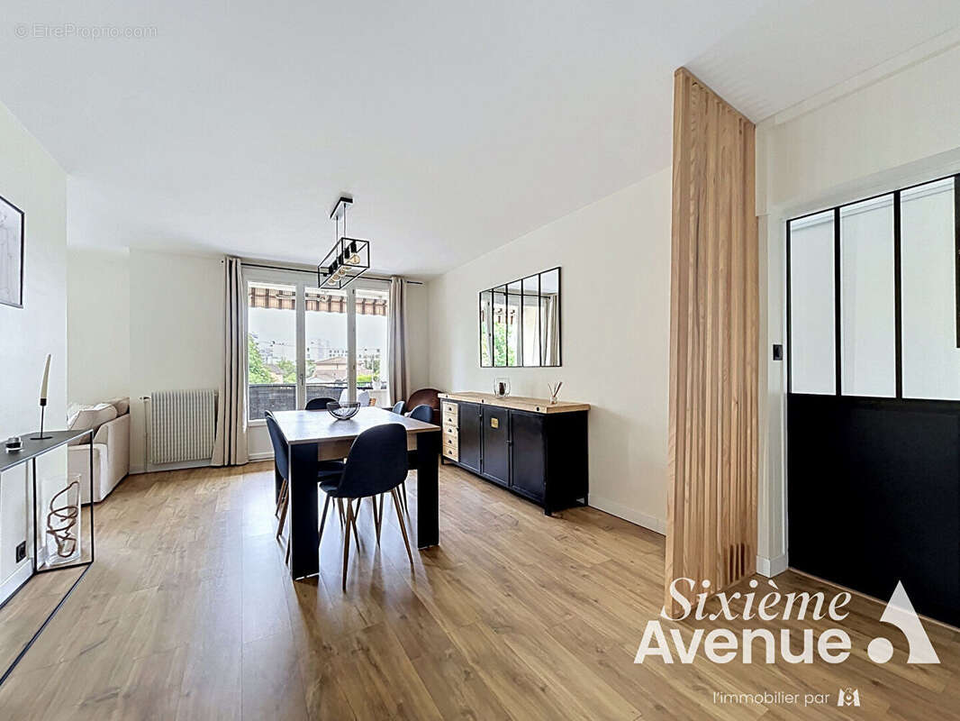 Appartement à BRON