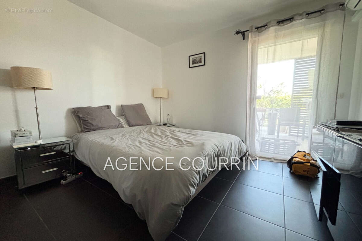Appartement à LE CANNET