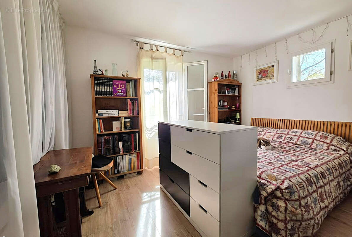 Maison à BAILLY-ROMAINVILLIERS