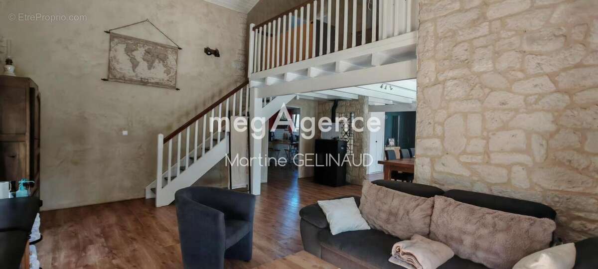 Maison 134 m² à Fontcouverte  - photo 6