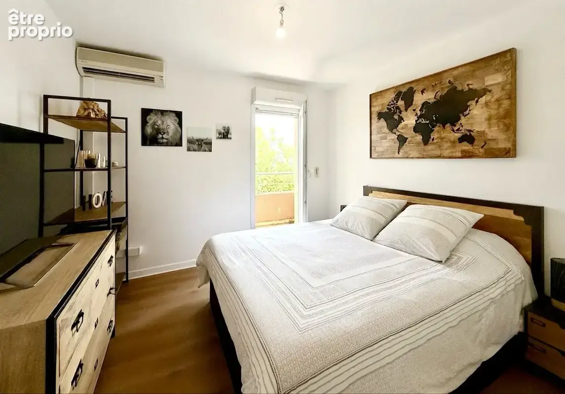 Fréjus, Centre-ville   Superbe appartement 3/4 pièces de 72 m2 dernier étage avec parking privatif et cave - photo 4